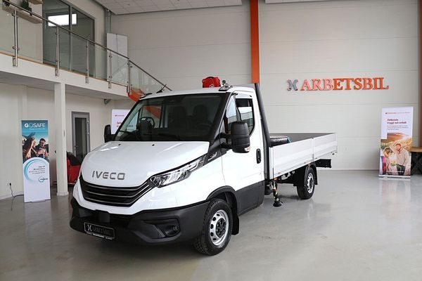 Iveco Daily 35-160 2.3 JTD Hi-Matic /KRAN BIL / Fassi M30 - 2025
