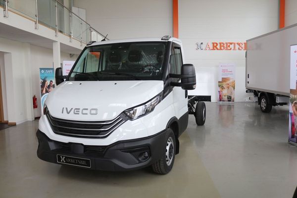 Iveco Daily 35-160 Chassi Cab 2.3 JTD Hi-Matic Euro 6 - 2024