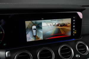 Mercedes E220 bild 12