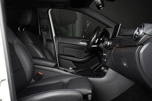 Mercedes B200 bild 6