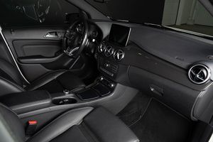 Mercedes B200 bild 5