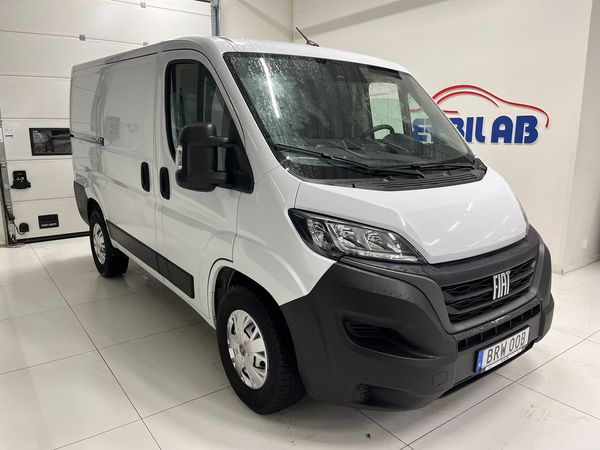 Fiat Ducato Skåpbil 2,2 Automat L1H1 - 2023