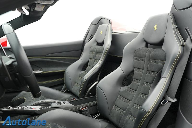 Ferrari F8 bild 25