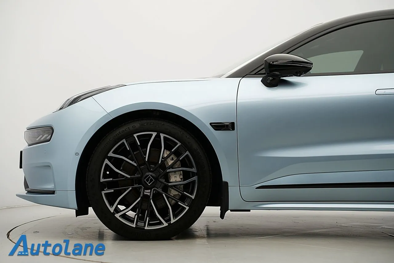 Vehicle image 35