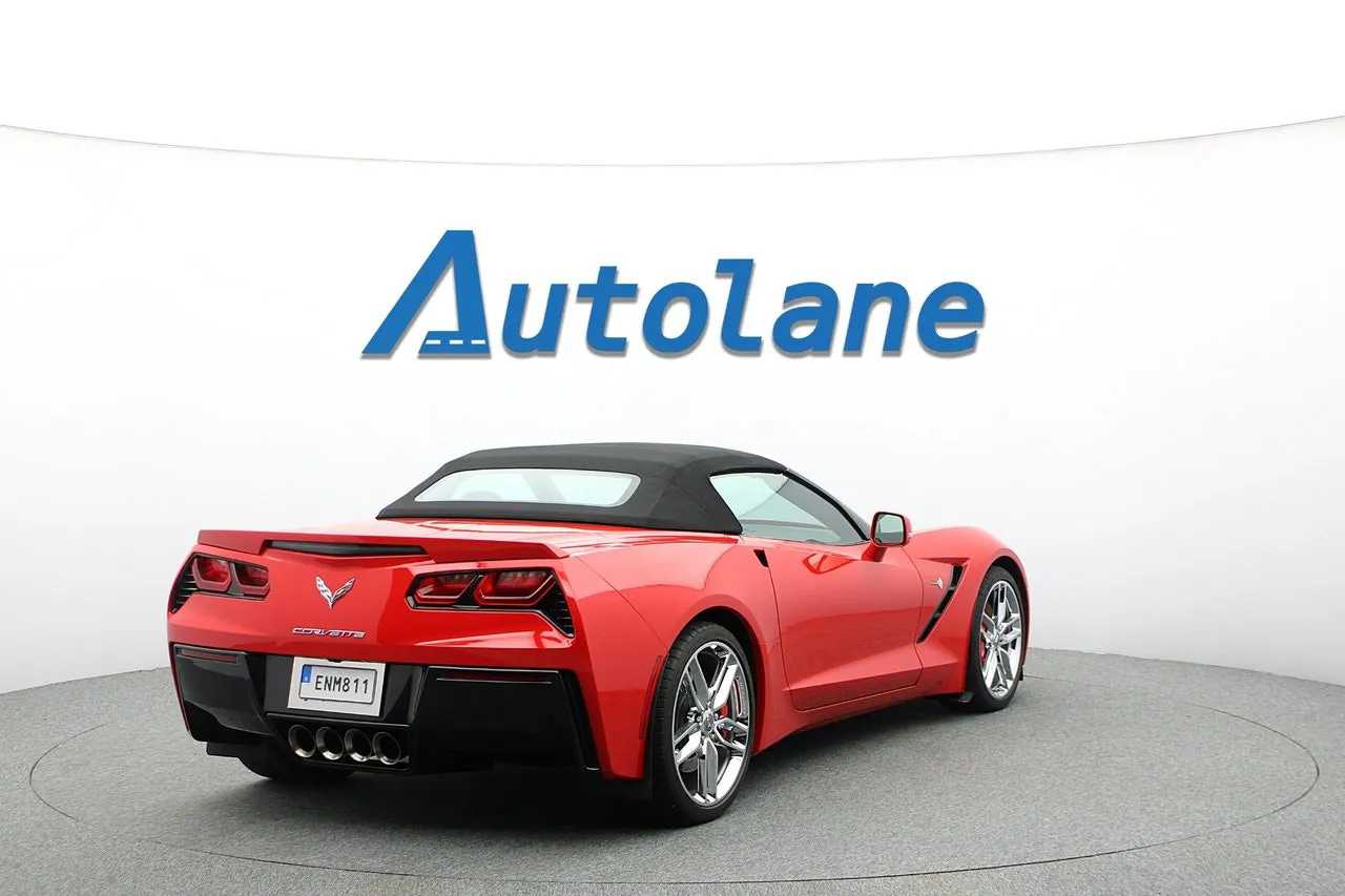 Vehicle image 14