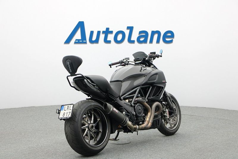 Ducati Diavel Carbon bild 5
