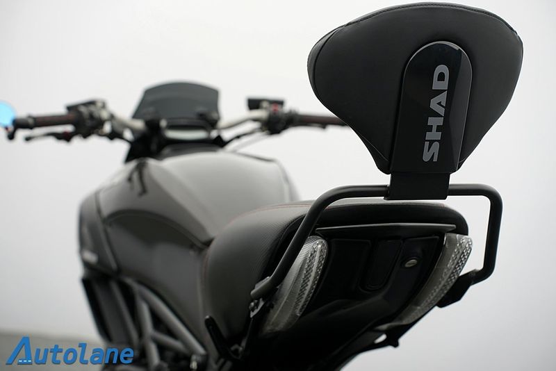 Ducati Diavel Carbon bild 17