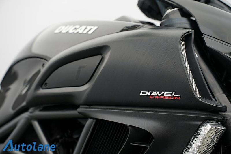 Ducati Diavel Carbon bild 22
