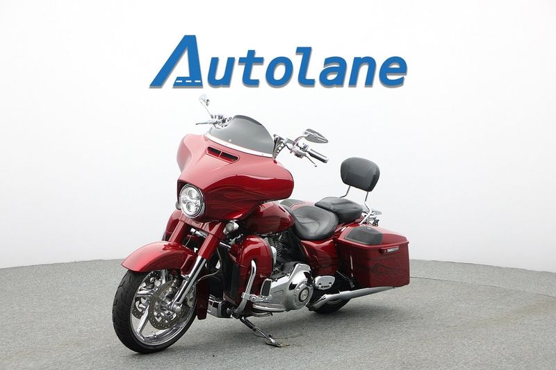 Harley-Davidson CVO Street Glide bild 4