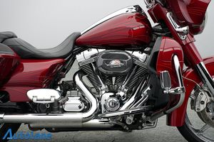 Harley-Davidson CVO Street Glide bild 11