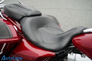 Harley-Davidson CVO Street Glide bild 16