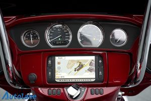 Harley-Davidson CVO Street Glide bild 22