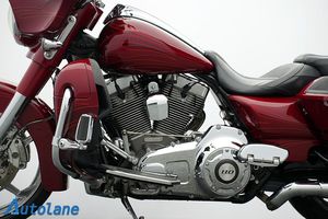 Harley-Davidson CVO Street Glide bild 14