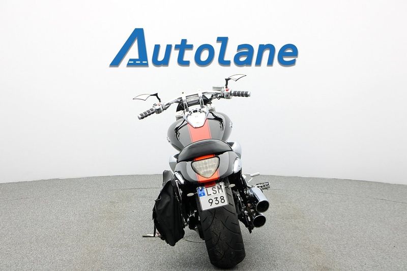 Suzuki VZR bild 8