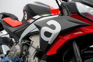 Aprilia Tuono bild 19