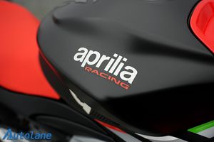 Aprilia Tuono bild 20