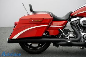 Harley-Davidson CVO Street Glide bild 10