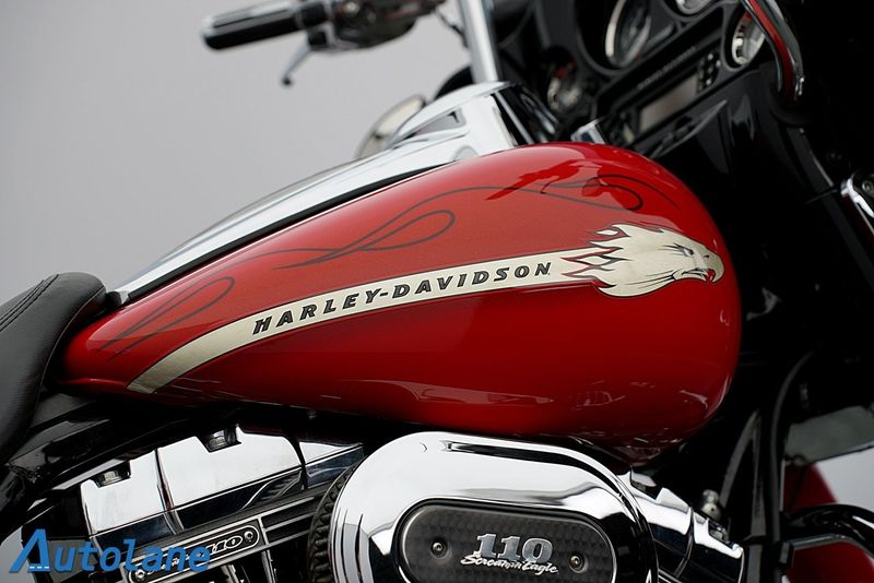 Harley-Davidson CVO Street Glide bild 19