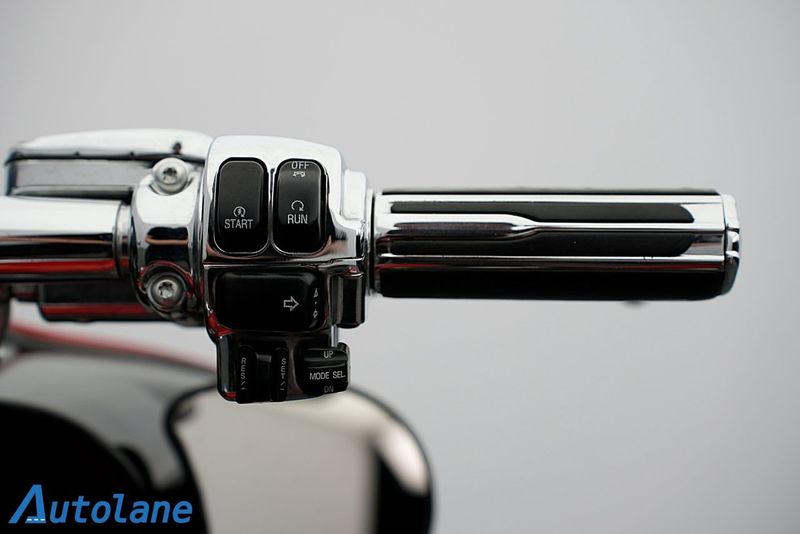 Harley-Davidson CVO Street Glide bild 22