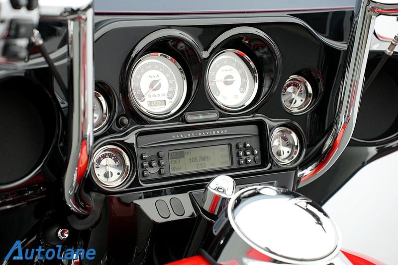 Harley-Davidson CVO Street Glide bild 25