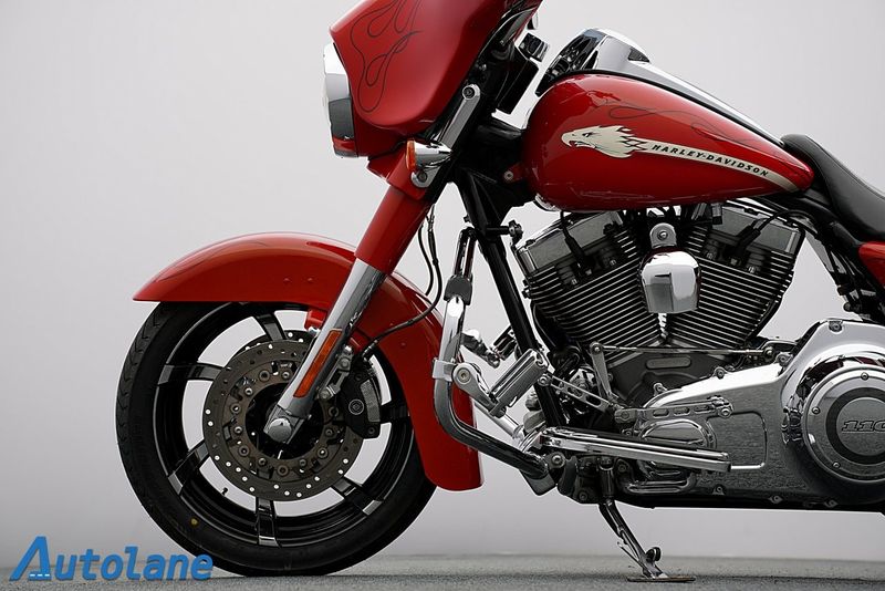 Harley-Davidson CVO Street Glide bild 13