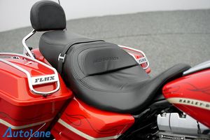 Harley-Davidson CVO Street Glide bild 18