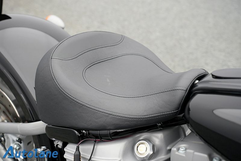 Harley-Davidson Rocker bild 17