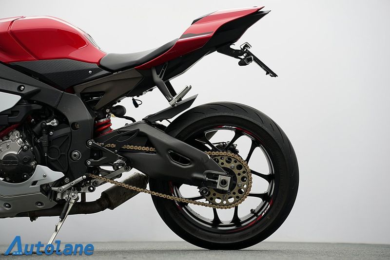Yamaha YZF bild 15