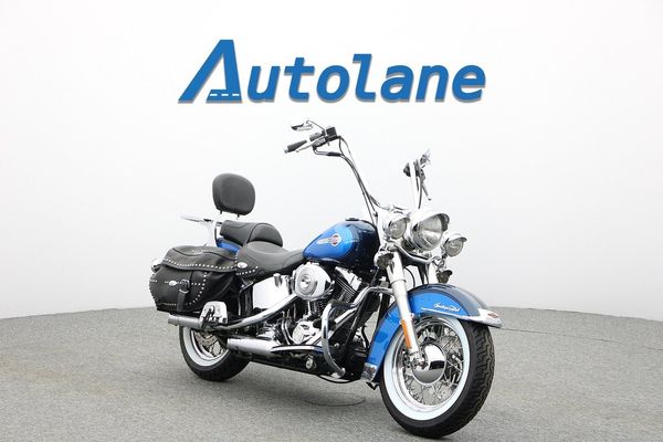 Harley-Davidson Heritage Softail Classic Nyservad, Nya Däck - 2004
