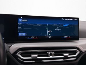 BMW 330 bild 13
