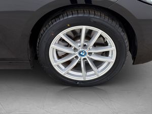 BMW 330 bild 31