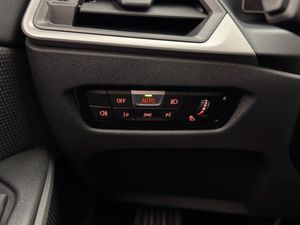 BMW 330 bild 26