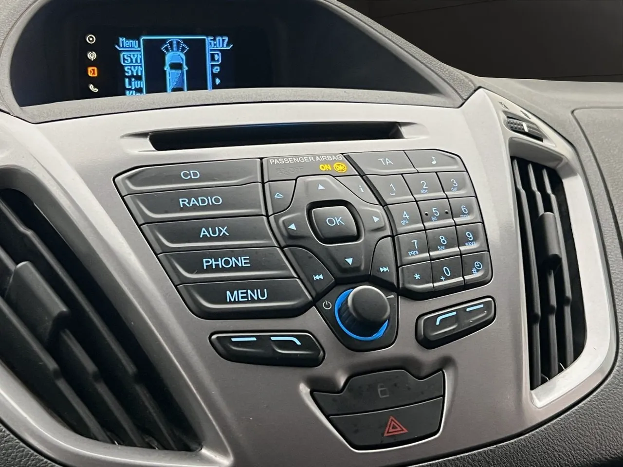 Vehicle image 21