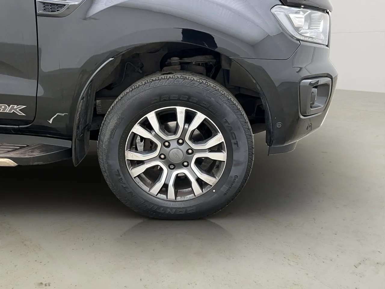 Vehicle image 33
