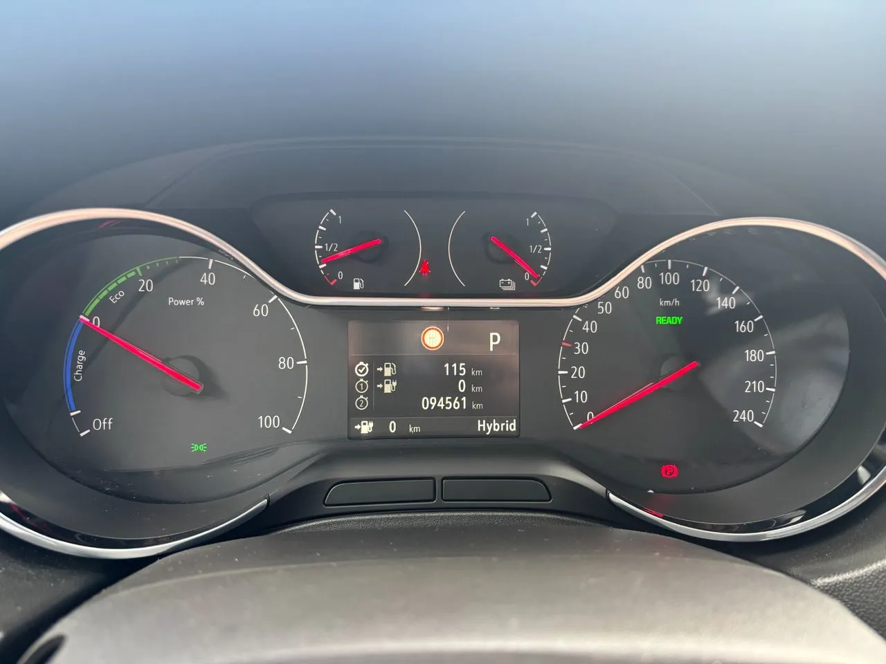 Vehicle image 16