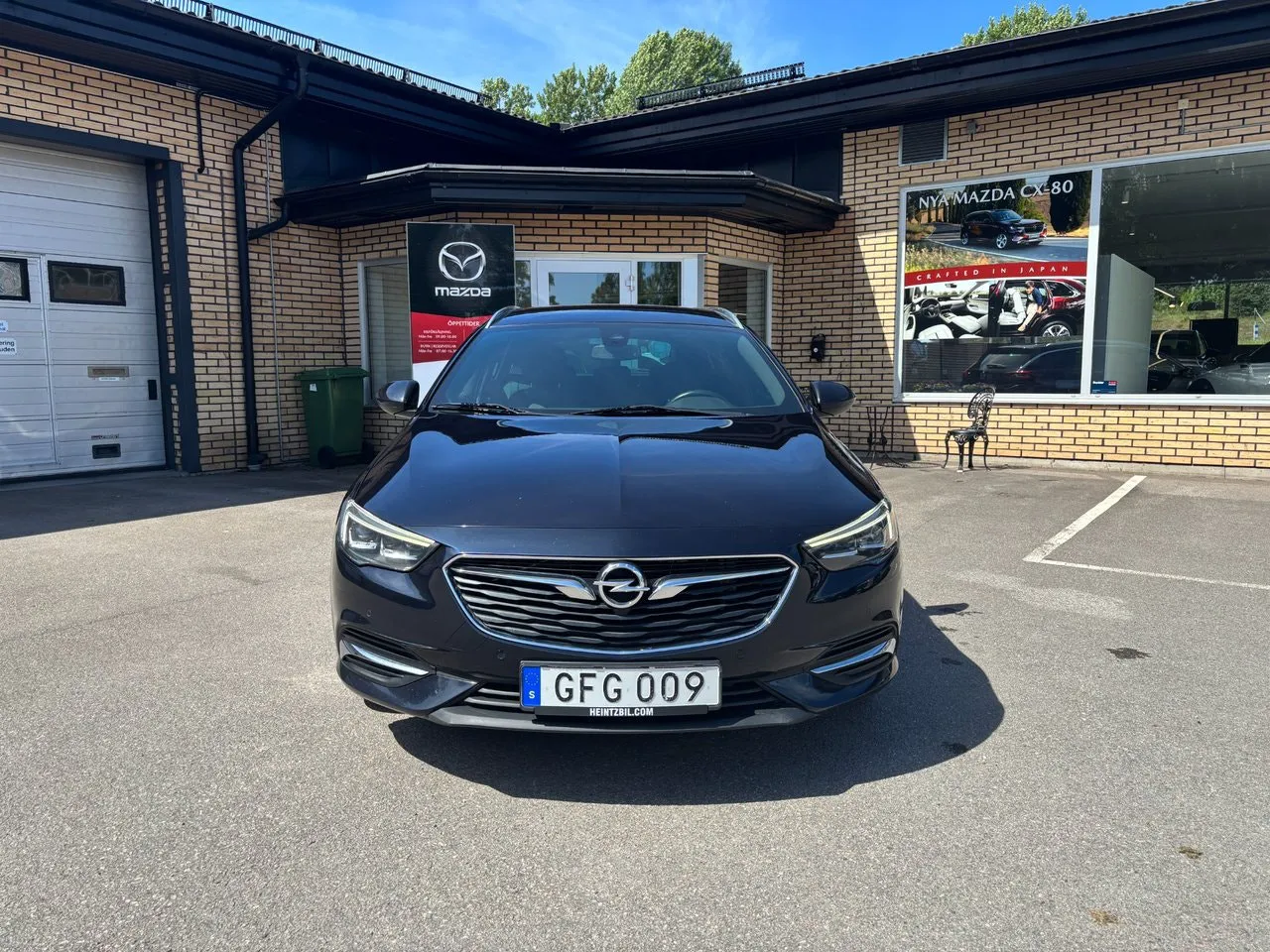 Vehicle image 7