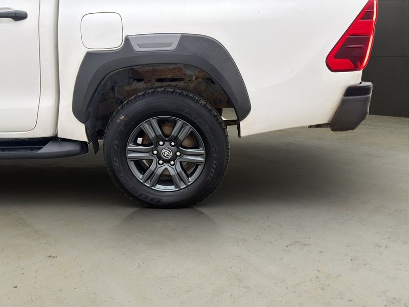 Toyota Hilux bild 32