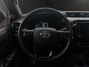 Toyota Hilux bild 13