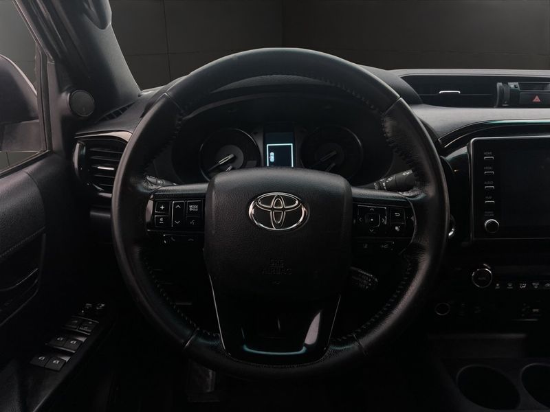 Toyota Hilux bild 13