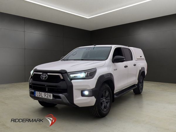 Toyota Hilux Invincible 2.8 4WD JBL Drag Diff Kåpa Moms - 2021