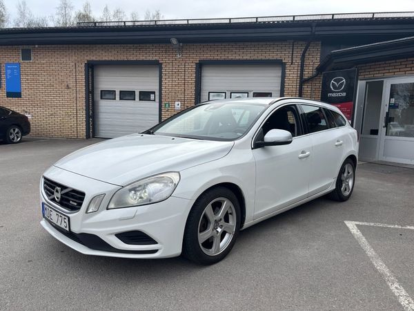 Volvo V60 D2 R-Design MT (115hk) Dragkrok | V-hjul - 2012