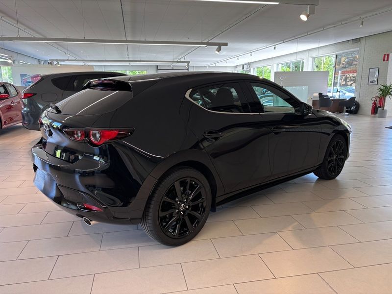Mazda 3 bild 6