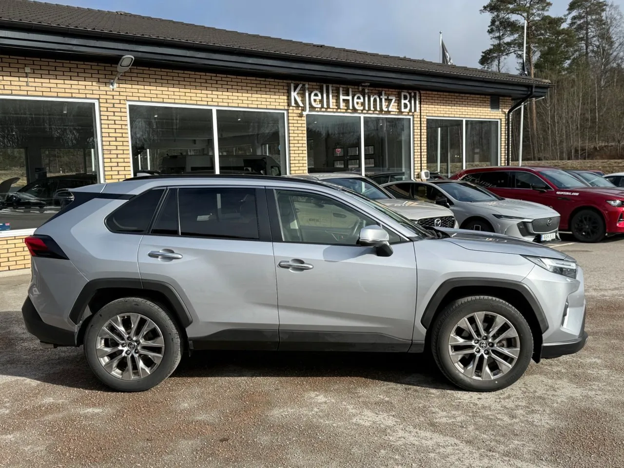 Vehicle image 1
