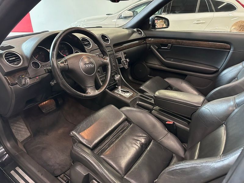 Audi A4 bild 16