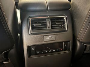 Mazda CX-80 bild 14