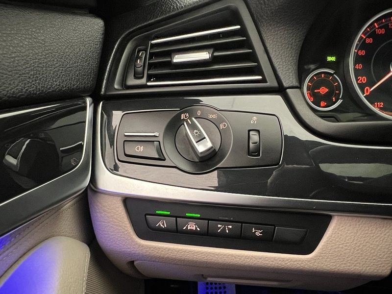 BMW 530 bild 32