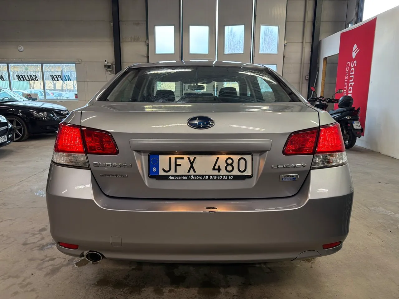 Vehicle image 5