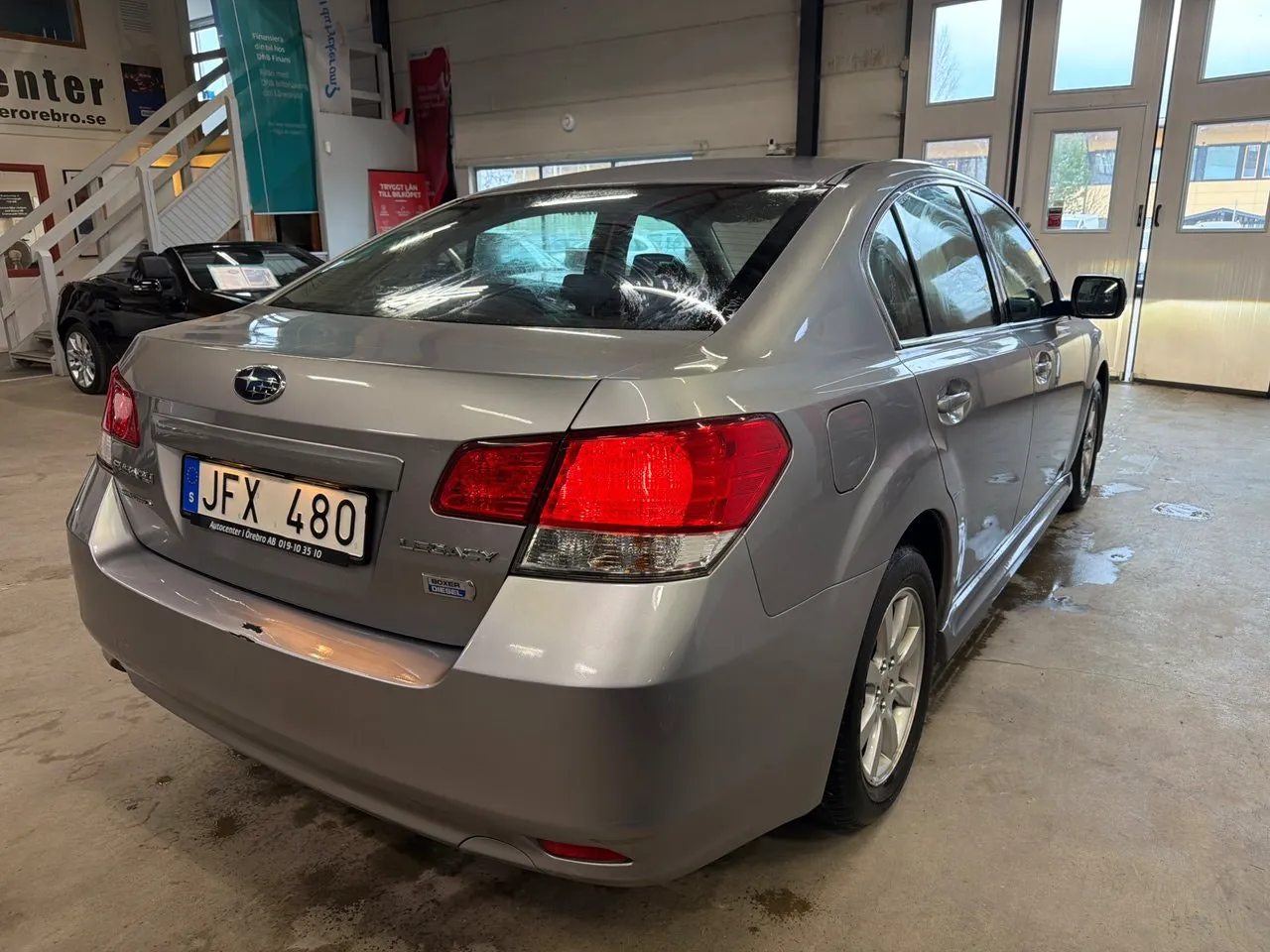 Vehicle image 6