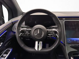 Mercedes EQE350 bild 12