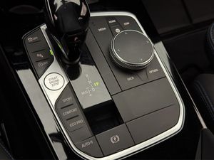BMW 118 bild 21